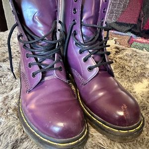 Like new gorgeous purple women’s size 8 Dr. Martens lace-up boots.